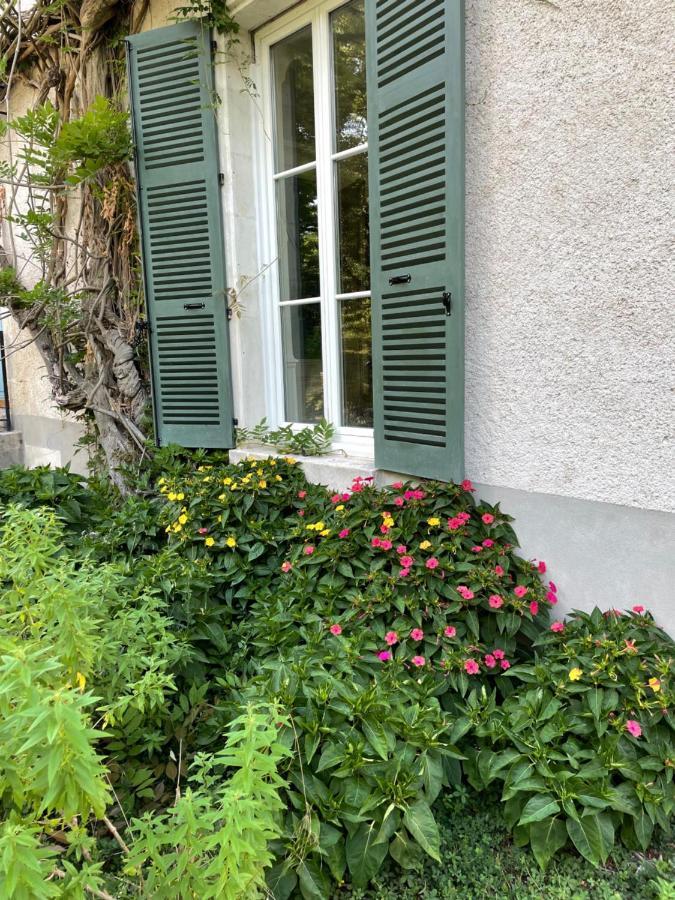 Bed and Breakfast Entre Les Branches Saint-Règle Exterior foto